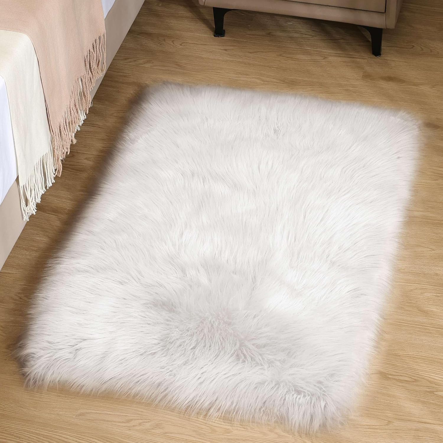 Fluffy Faux Fur Sheepskin Rug for Bedroom Decor - Image 2